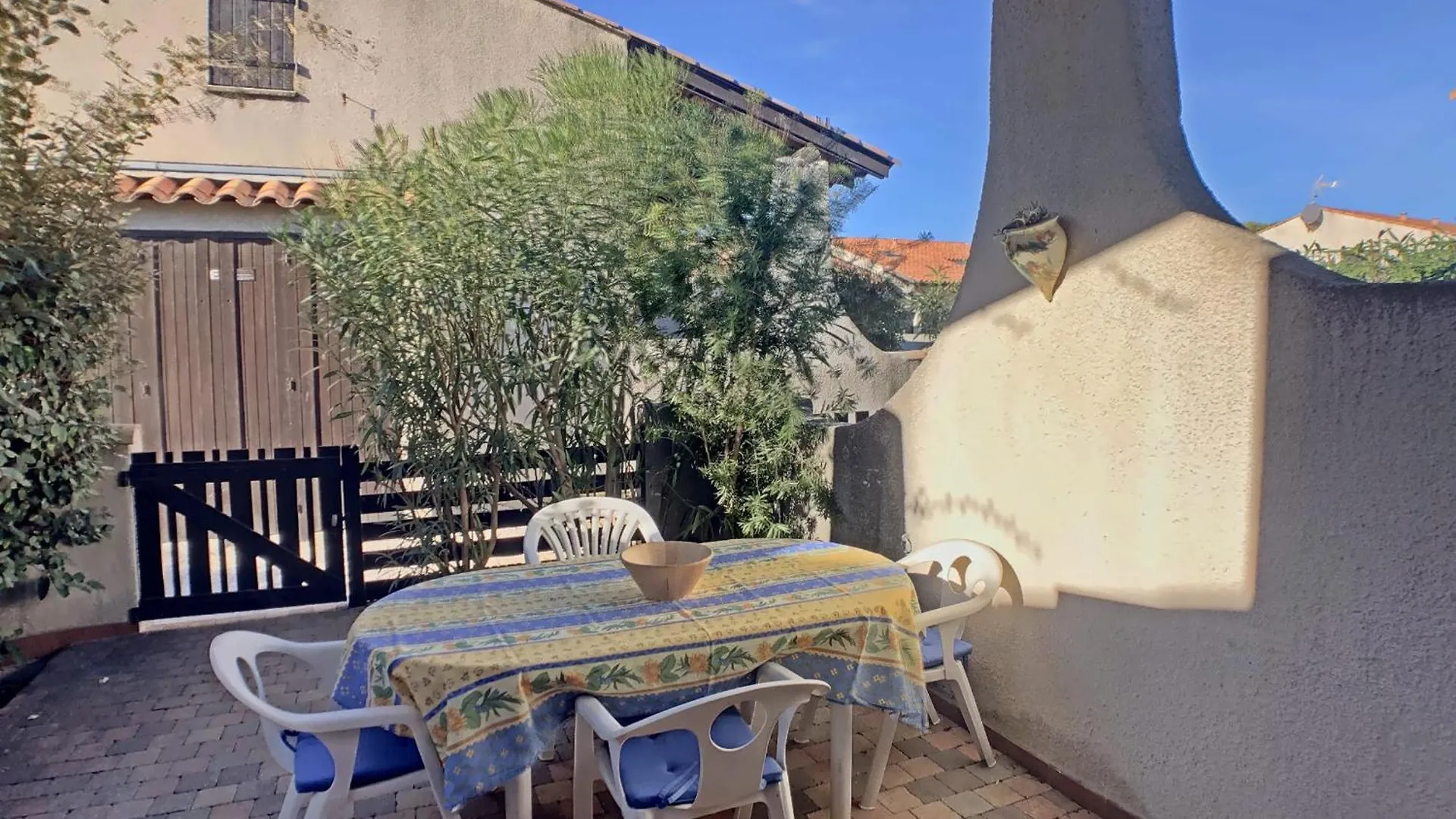 Maison Cosy Pour 6 Personnes Avec Parking Aux Saintes-Maries-De-La-Mer - Fr-1-475-214 Apartment